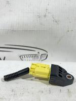 Датчик AIR BAG Camry V40 2006-2011;Previa 2000>;RAV 4 2006-2013;Auris (E15) 2006-2012;Corolla E15 2006-2013 (8983142010)