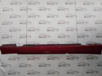 Накладка порога левая (красная) BMW 1 E87 LCI 51777046345