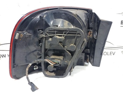 Фонарь задний наружный правый Touareg 2002-2010 (ПОСЛЕ 2007 ГОДА 7L6945096R)  7L6945096R