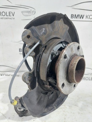 Кулак поворотный задний левый 3-serie F30/F31/F80 2011-2020    33326792521