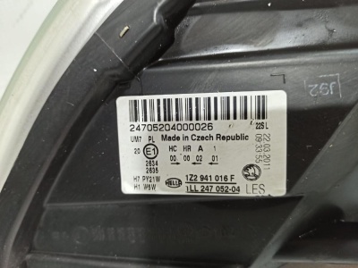 Фара правая Skoda Octavia A5    1Z2941016f