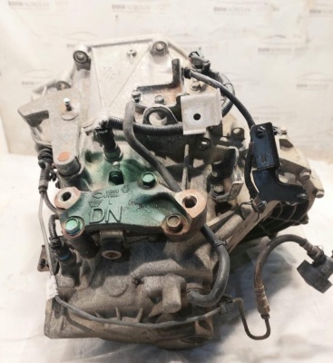 МКПП 1.6D 16V R9M Qashqai (J10) 2006-2014    32010BB60D