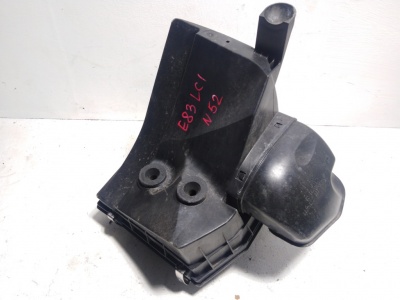 Корпус воздушного фильтра N52 X3 E83 LCI  13623449001