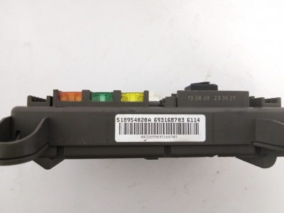 Блок предохранителей задний X6E71 61146931687