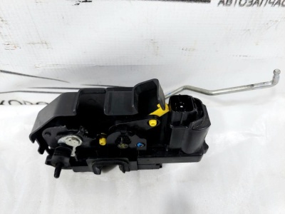 Замок двери задний правый Hyudai Getz Getz 814201C020