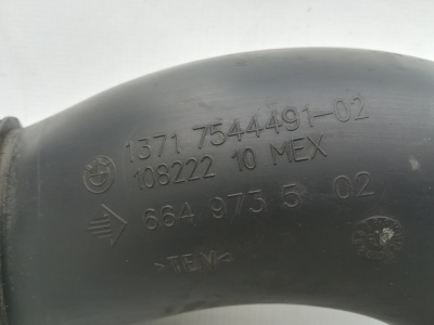 Патрубок воздушного фильтра X5 E53 N62 4,4  13717544491