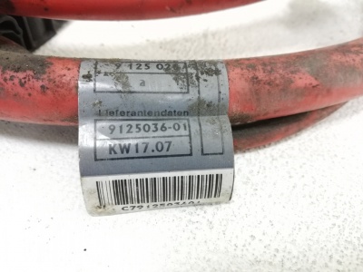 Плюсовой провод E90 61129125036