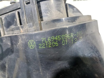 Фонарь задний наружный правый Touareg 2002-2010 (ПОСЛЕ 2007 ГОДА 7L6945096R)  7L6945096R