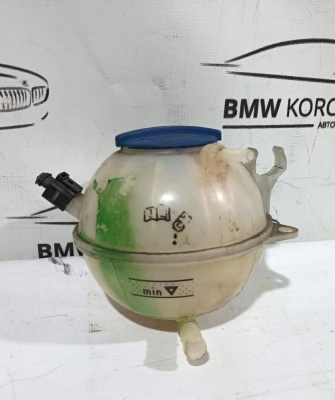 Бачок расширительный Golf   1K0121407A