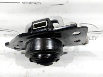 Опора (подушка) двигателя правая Qashqai (J10) 2006-2014  2.0 TDI R9M   11210BB50A