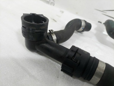 Шланг системы охлаждения B47 3-serie F30/F31/F80 2011-2020   F30 11538518749