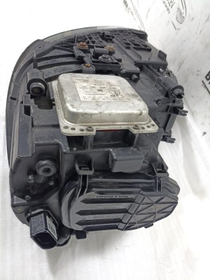 Фара правая PORSCHE CAYENNE 958(КСЕНОН, В СБОРЕ)  7p5941032bb