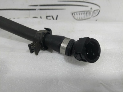 Шланг системы охлаждения B47 3-serie F30/F31/F80 2011-2020  ОТ РАСШИРИТЕЛЬНОГО БАЧКА  F30 17128514058