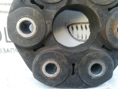 Эластичная муфта кардана X5 E53 E70 E71  26117503159