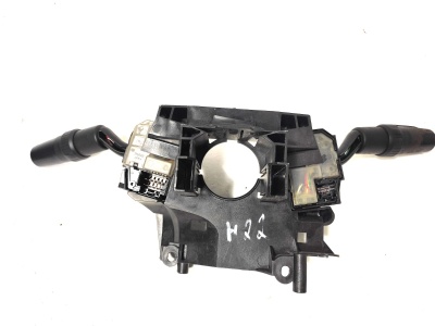 Переключатель поворотов подрулевой  Mazda 3  BP4K-66-122