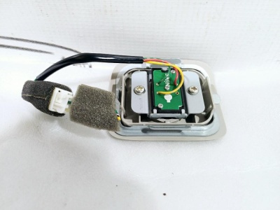 Кнопка люка Qashqai J10 (2006-2014)  25450JD02A