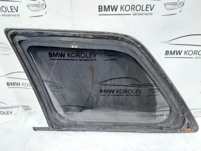 Стекло кузовное глухое правая Grand Cherokee (WH/WK) 2005-2010  55396308AA