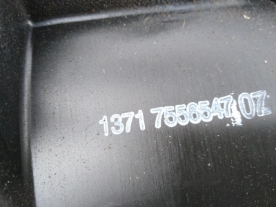 Корпус воздушного фильтра  E90 13717556547