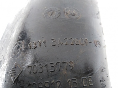 Патрубок воздушного фильтра  X3E83 13713422609