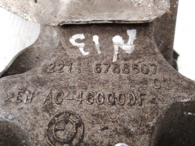 Кронштейн ДВС левый F30 N13  22116788607