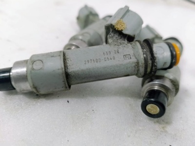 Форсунка инжекторная электрическая SX4 2006-2013 SX4 1571079J00