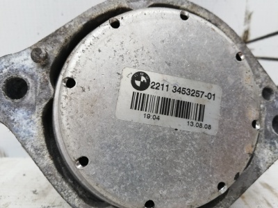 Подушка ДВС правая X3 E83 LCI N47  22113453257