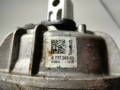 Подушка двигателя левая F10 N55B30  22116777365