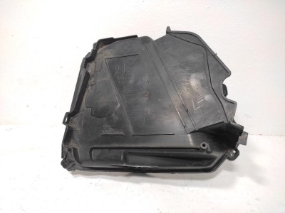 Крышка салонного фильтра BMW 5  F10 F10 64119216222