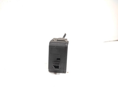 Сервопривод лючка бензобака bmw x3 e83 X3E83 67116987634